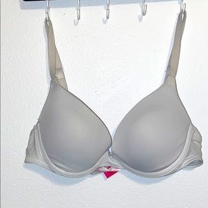 PINK Victorious Secret bra